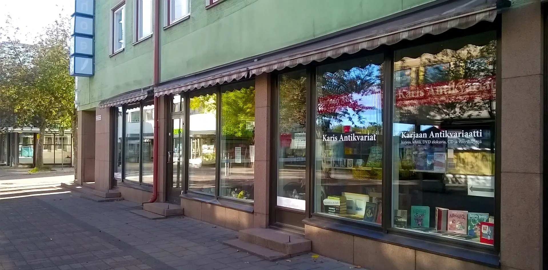 Karis Antikvariat